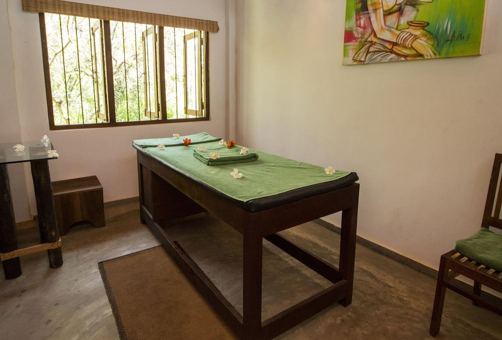 Amaara Forest Hotel Sigirîya Extérieur photo