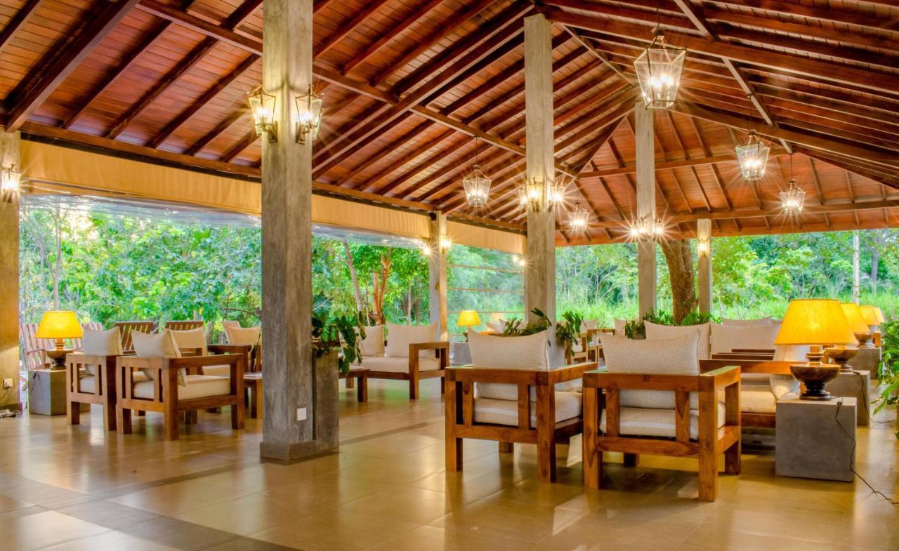 Amaara Forest Hotel Sigirîya Extérieur photo