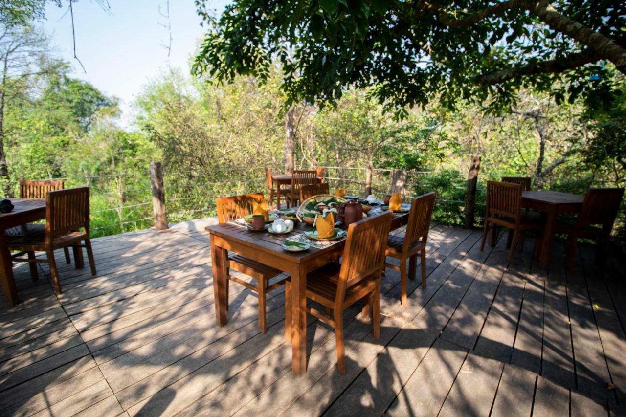 Amaara Forest Hotel Sigirîya Extérieur photo
